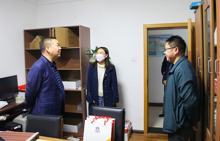 1670412468174605.jpg (小圖)董事長調(diào)研3.jpg